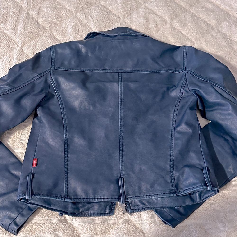 Levi’s leather jacket - Picture 2 of 4